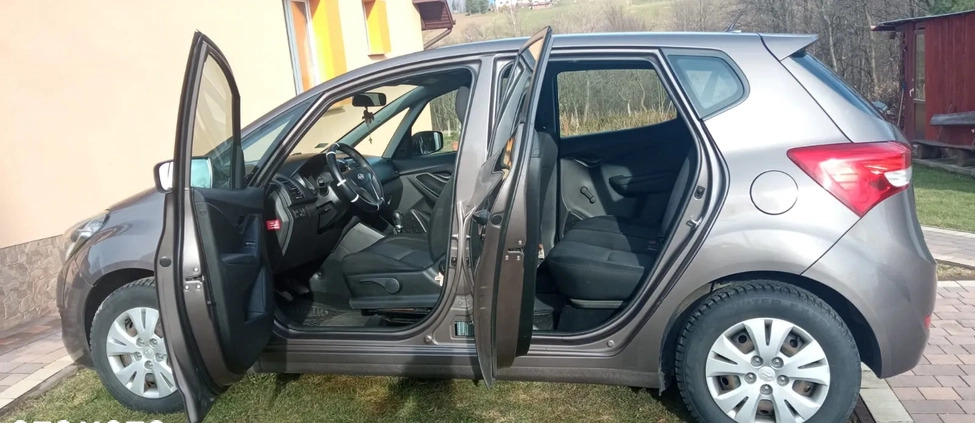Hyundai ix20 cena 24500 przebieg: 139000, rok produkcji 2011 z Jędrzejów małe 106